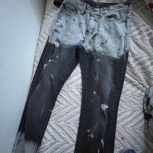 Graffiti jeans size 28/30